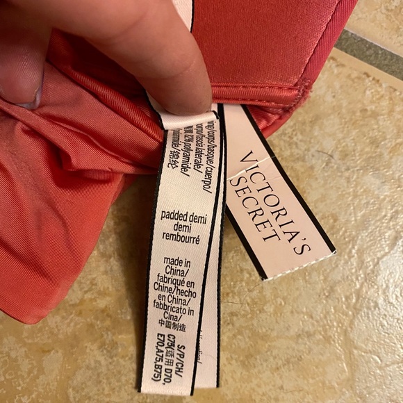 NWT Victoria Secret padded demi bralette - Picture 4 of 5